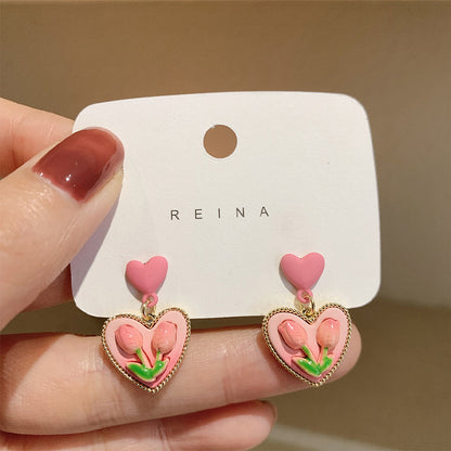 Classic Earring with Timeless Appeal