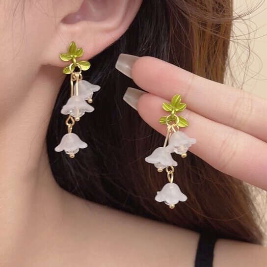 Stunning Earring for Daily Wear