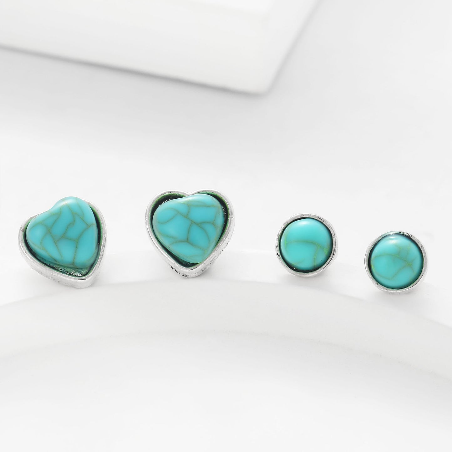 Romantic Earring for Special Moments