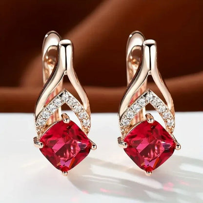 Stunning Gold Earring for Daily Wear