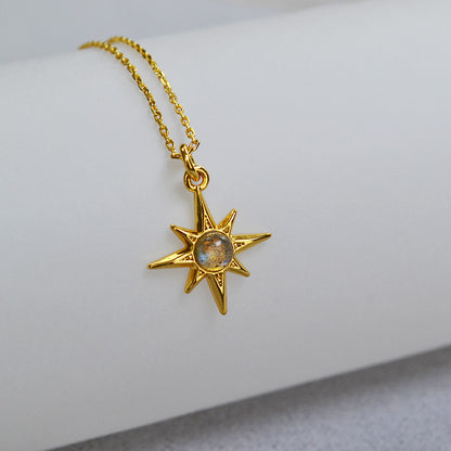 Classic Gold Necklace with Timeless Appeal