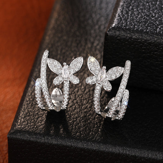 Charming Earring for Any Occasion