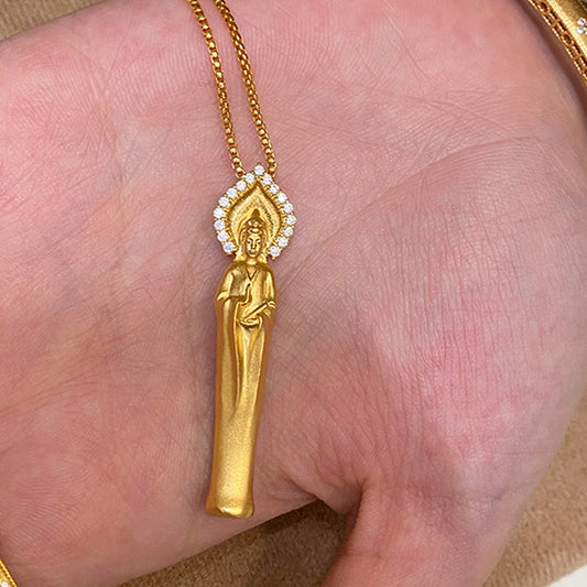 Charming Piece for Any Occasion