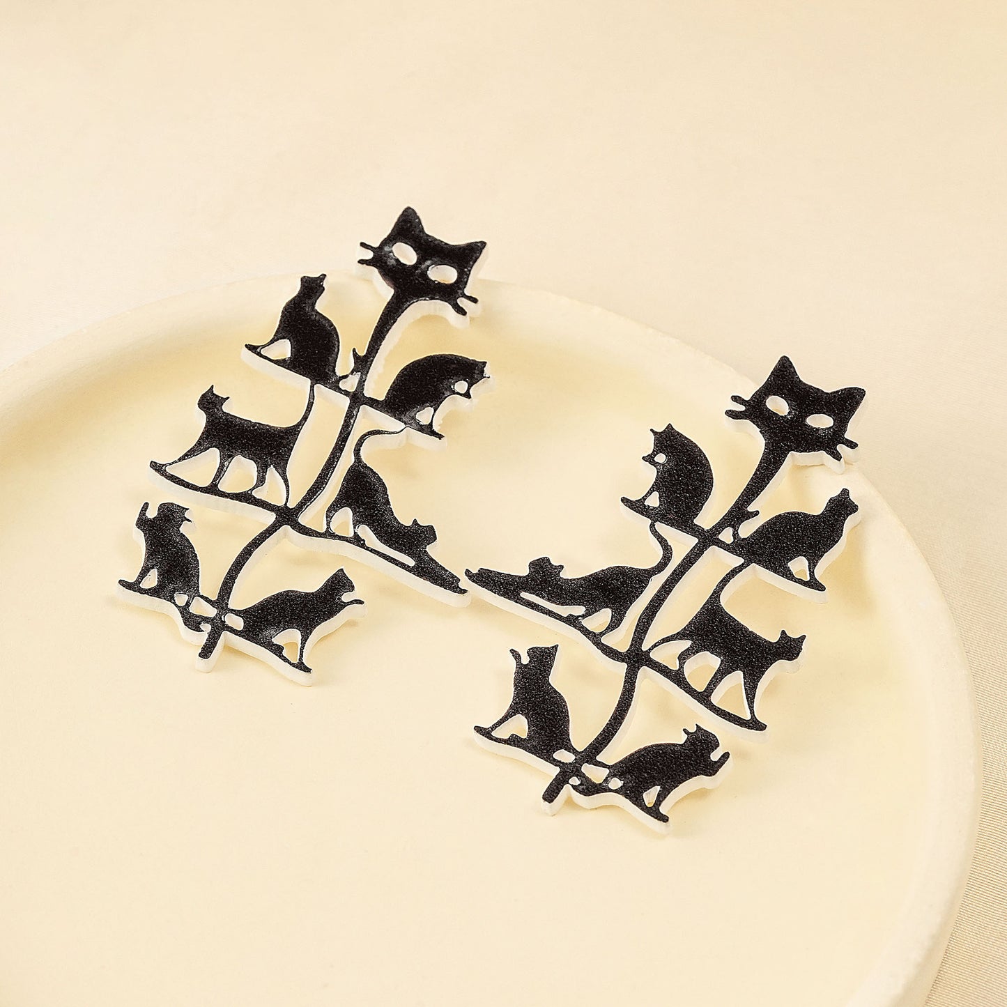 Charming Earring for Any Occasion
