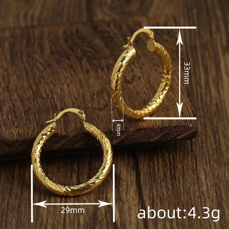 Charming Piece for Any Occasion