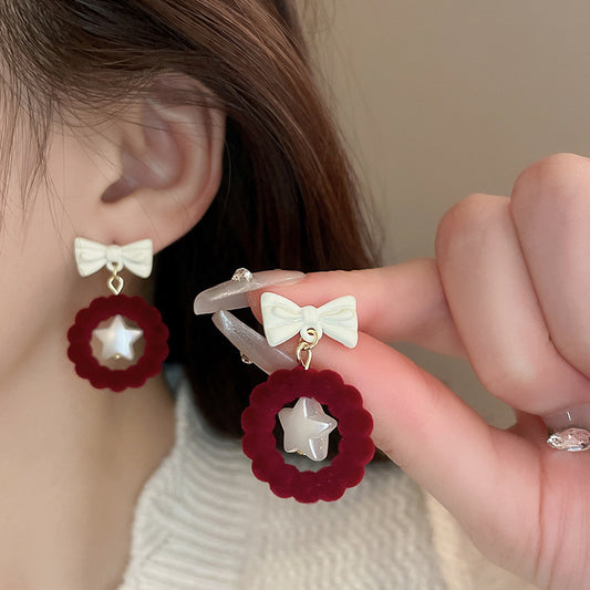 Charming Earring for Any Occasion