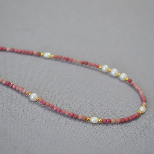 Beautiful Pearl Necklace with Unique Style