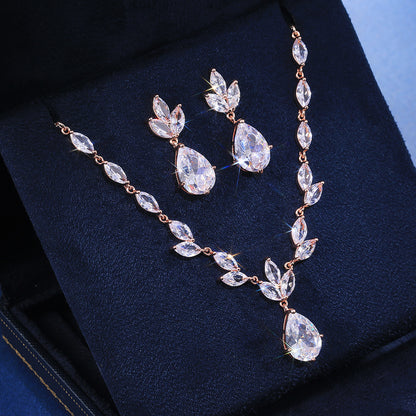 Charming Piece for Any Occasion