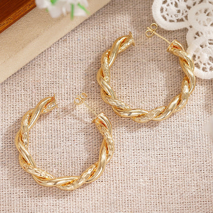 Charming Piece for Any Occasion