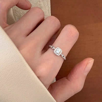 Beautiful Ring with Unique Style