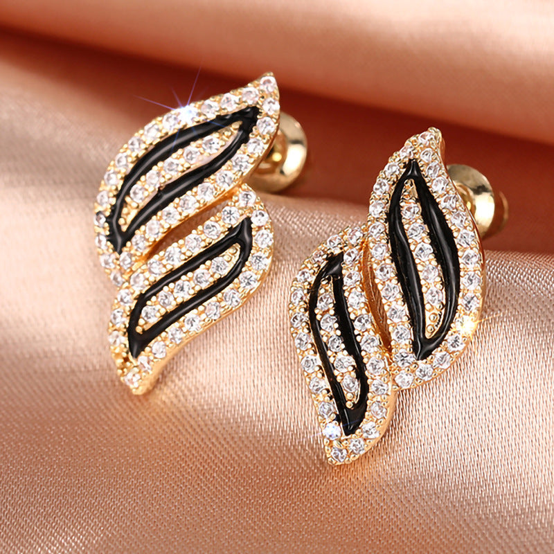 Vintage Handmade Earring