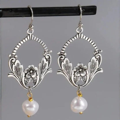 Beautiful Pearl Earring with Unique Style