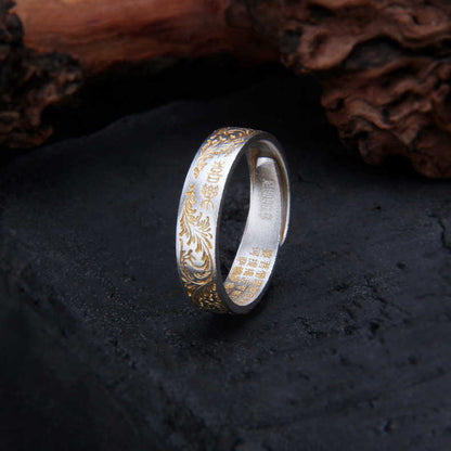 Classic Gold Ring with Timeless Appeal