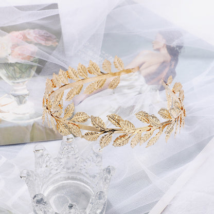 Stunning Gold Piece for Daily Wear