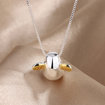 Romantic Gold Necklace for Special Moments