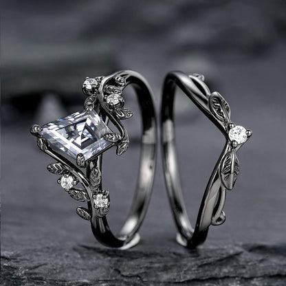 Beautiful Gold Ring with Unique Style