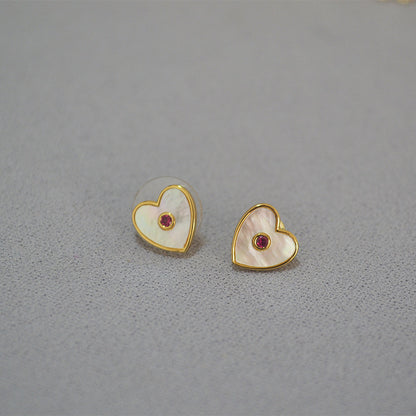Elegant Gold Earring for Every Occasion