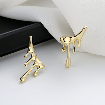 Romantic Gold Earring for Special Moments