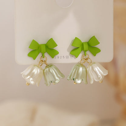 Charming Earring for Any Occasion