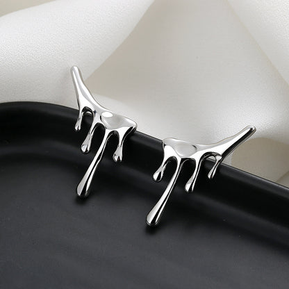 Romantic Gold Earring for Special Moments