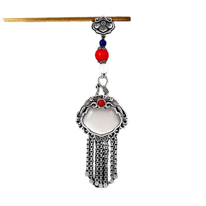 Charming Silver Pendant for Any Occasion