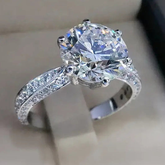 Stunning Ring for Daily Wear