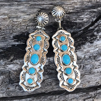 Classic Earring with Timeless Appeal