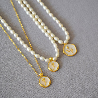 Romantic Gold Necklace for Special Moments