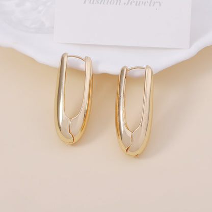 Charming Piece for Any Occasion