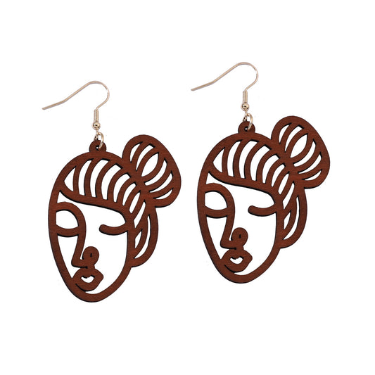 Charming Earring for Any Occasion