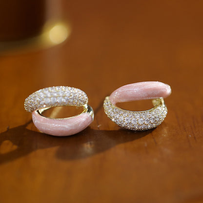 Charming Earring for Any Occasion