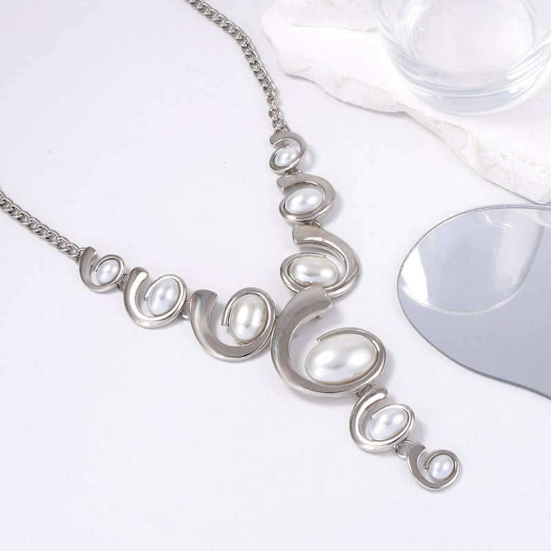 Charming Pearl Necklace for Any Occasion