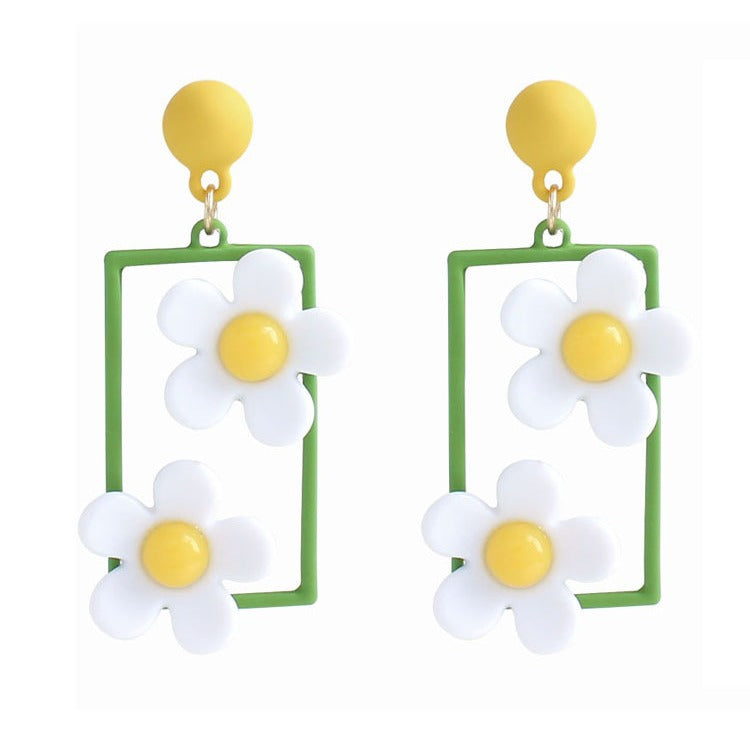 Classic Earring with Timeless Appeal