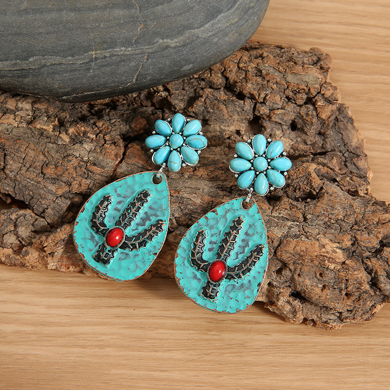 Classic Earring with Timeless Appeal