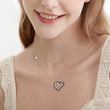 Romantic Gold Necklace for Special Moments