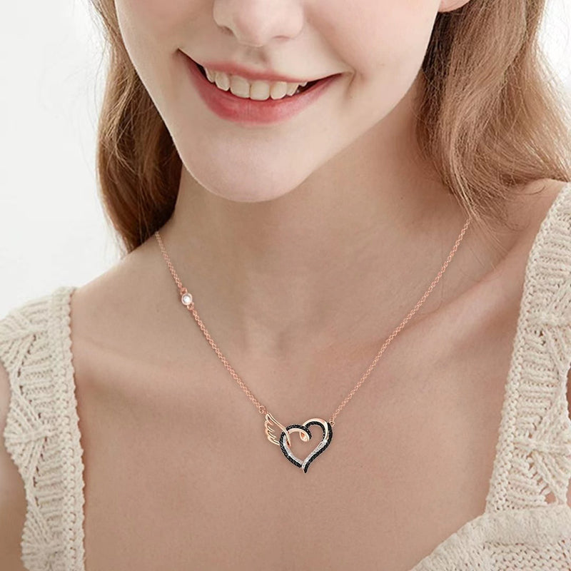 Romantic Gold Necklace for Special Moments