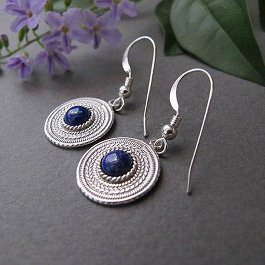 Romantic Silver Earring for Special Moments