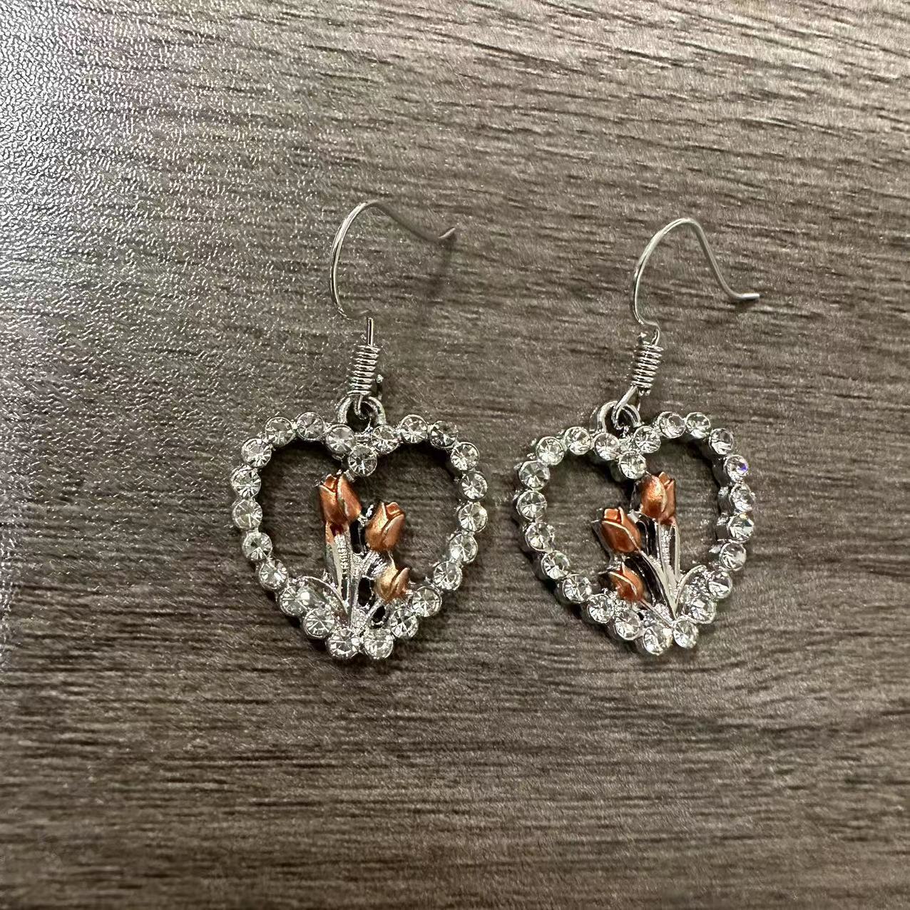 Vintage Handmade Earring