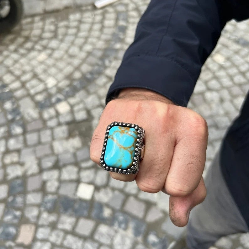 Elegant Piece for Every Occasion