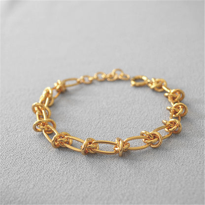 Charming Gold Necklace for Any Occasion