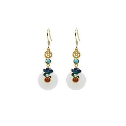 Romantic Silver Earring for Special Moments
