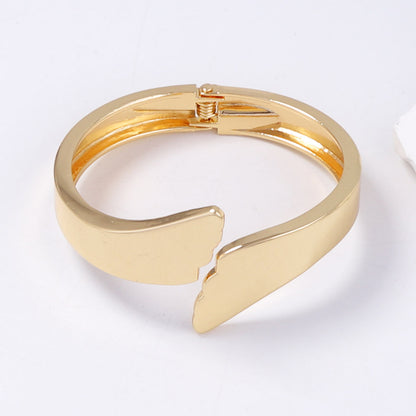 Stunning Bracelet for Daily Wear