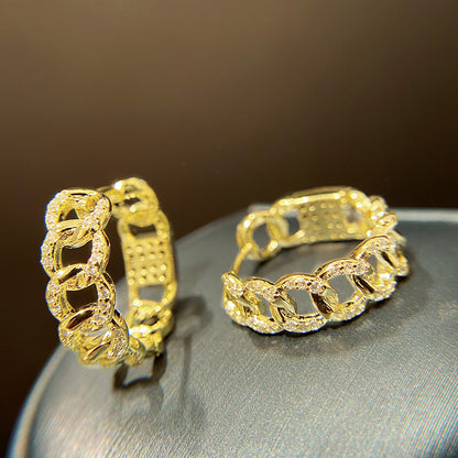 Elegant Earring for Every Occasion