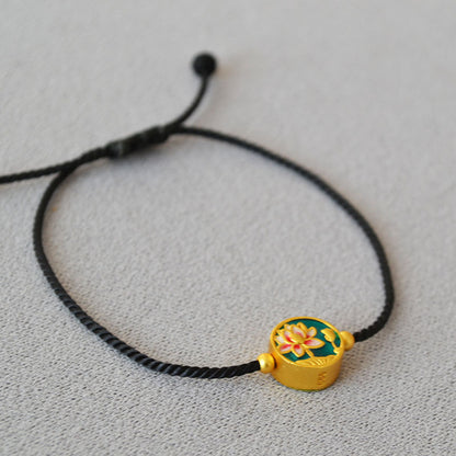 Charming Gold Bracelet for Any Occasion
