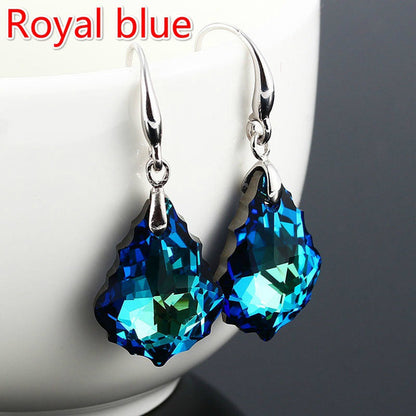 Romantic Silver Earring for Special Moments