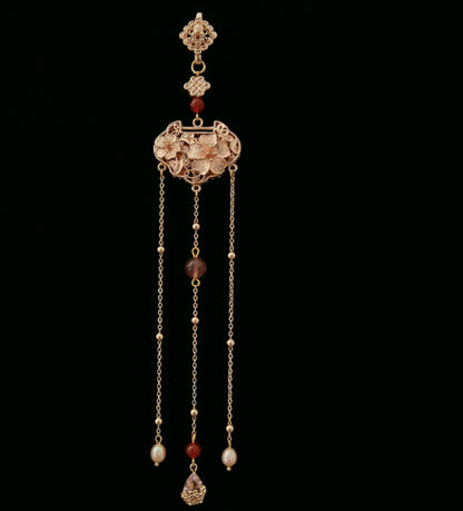 Classic Pearl Pendant with Timeless Appeal