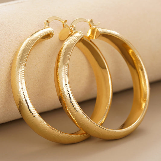 Charming Piece for Any Occasion