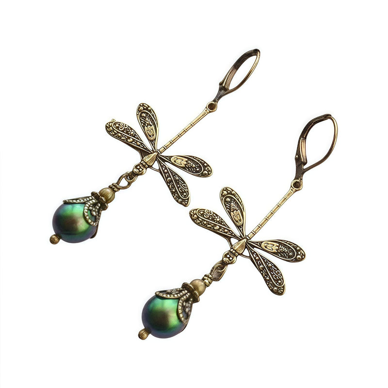 Beautiful Pearl Earring with Unique Style