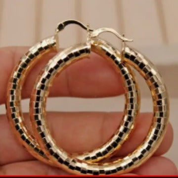 Vintage Handmade Earring
