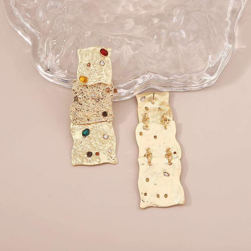 Vintage Handmade Gold Earring